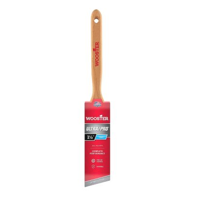 Wooster Lindbeck 1-1/2" Nylon/Poly Angle Sash Paintbrush 4174-1-1/2