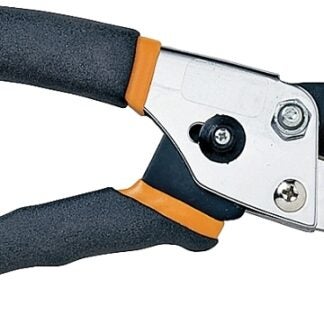 Fiskars 9109 Pruning Shear, 5/8 in Cutting Capacity, Steel Blade, Bypass Blade, Comfort-Grip Handle