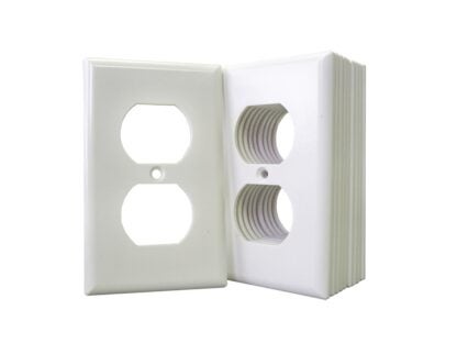 Eaton Wiring Devices 2132W-JP Receptacle Wallplate, Duplex, Standard-Size, 4-1/2 in L, 2-3/4 in W, 1-Gang, White