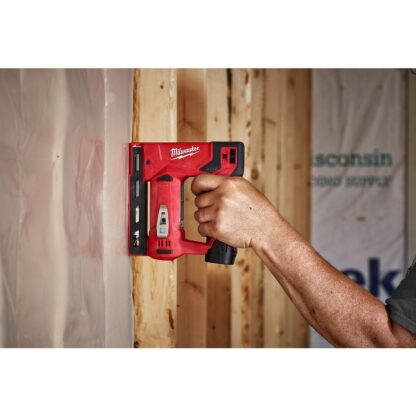 M12 12 Volt Lithium-Ion Cordless 3/8 in. Crown Stapler Kit