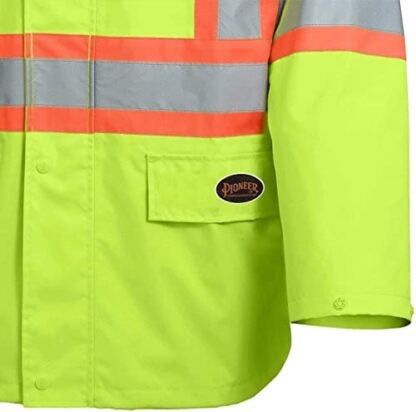 Pioneer V1081360-L Hi-Viz Safety CSA Z96-15 Class 2 Level 2 Rain Jacket - Green - Large