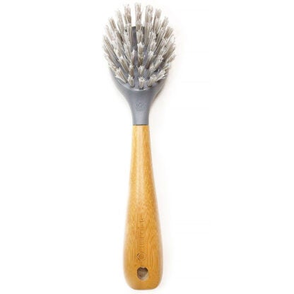 Full Circle Home Tenacious C Cast Iron Brush