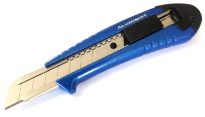 Tajima Blue Auto Lock Knife with Three Snap 1in ROCK HARD Blades