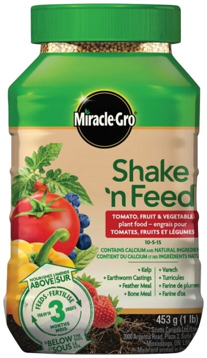 Miracle-Gro Shake 'n Feed 2671306 Tomato/Fruit and Vegetable Plant Food, 453 g, Solid, 10-5-15 N-P-K Ratio