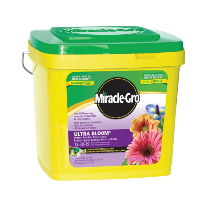 Miracle-Gro 2756310 Plant Food, 3.3 lb Pail, Powder, 15-30-15 N-P-K Ratio